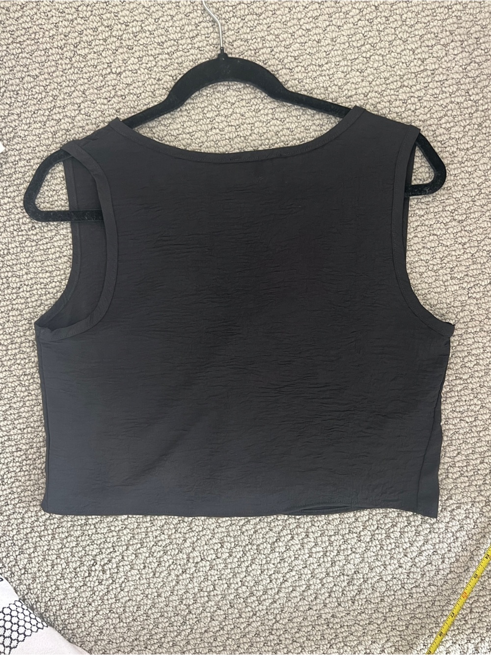 2-Piece Set: Sleeveless Button Tank & matching Flowy pants, black size medium - Picture 3 of 8